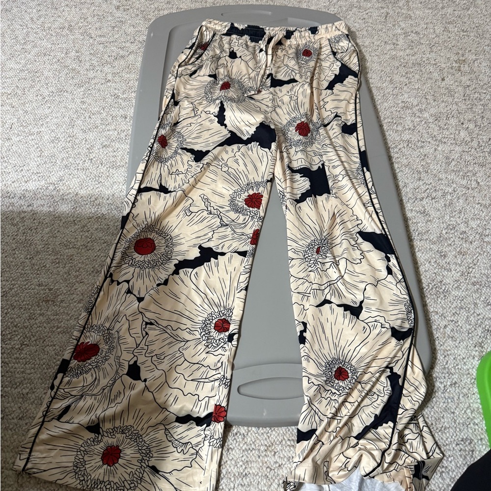 Noli Cream and Black Patterned Pants